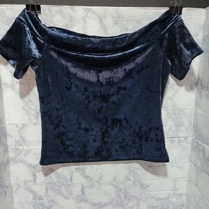 Forever 21 Crop Top Women's Size Medium Blue Velvet Off The Shoulder Crop top
